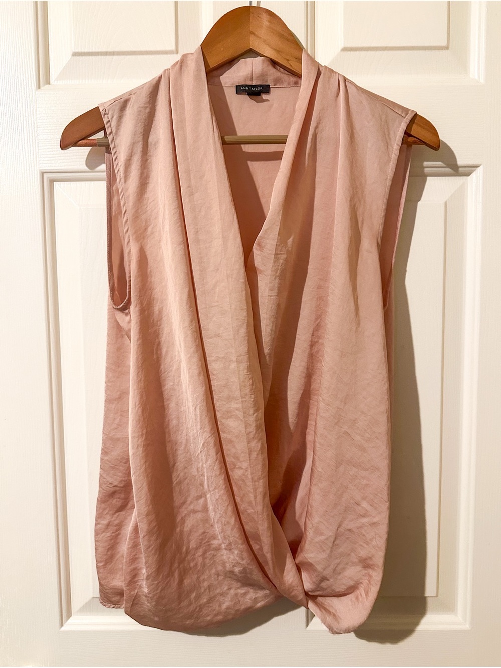 Ann Taylor Blush Pink Sleeveless Surplice Draped Front Top, size Medium